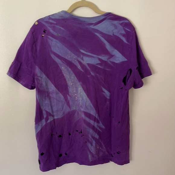 EXPRESS | Men’s Purple Distressed Bleached Tee Size Large - Picture 3 of 8